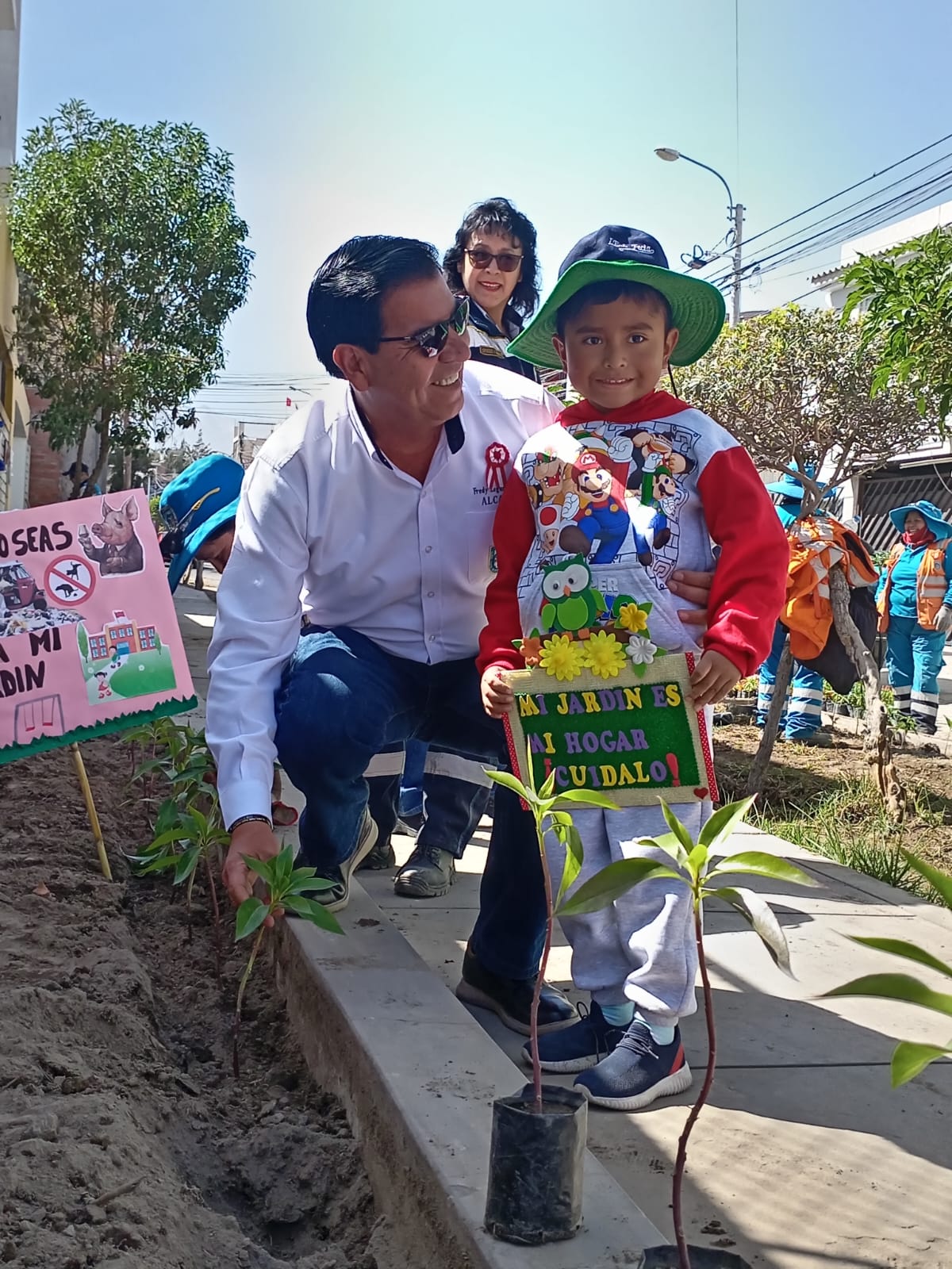 MÁS DE 14 MIL ÁRBOLES Y FLORES EN JORNADAS DE ARBORIZACIÓN EN BUSTAMANTE Y RIVERO