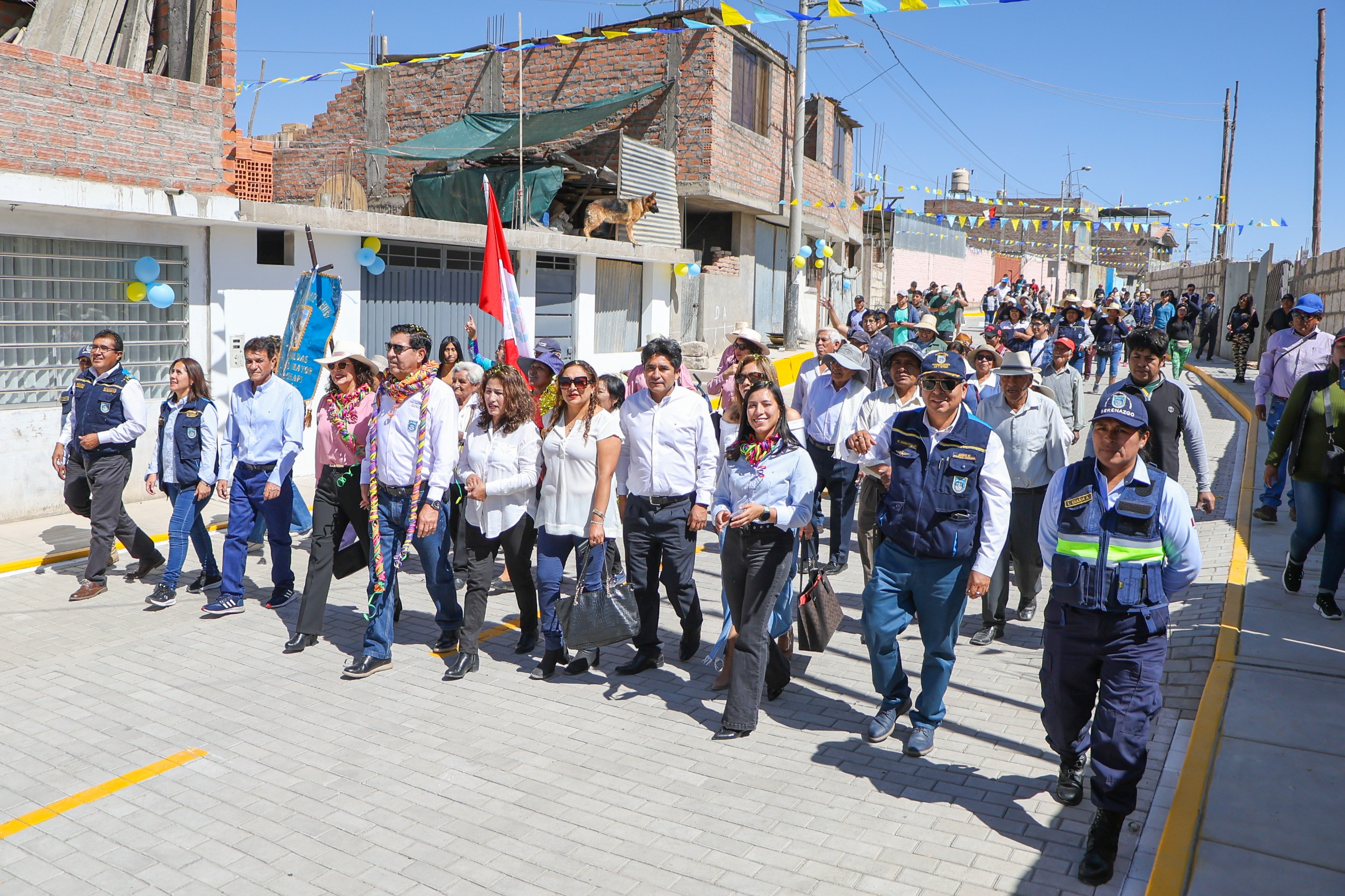 BUSTAMANTE Y RIVERO INAUGURA PROYECTO VIAL EN ASOCIACIÓN SAN JOSÉ